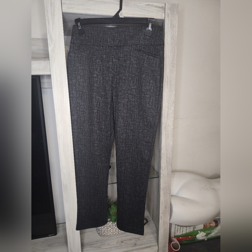 Attyre Women's Charcoal Trousers SZ 4 Petite, Waist 29"
